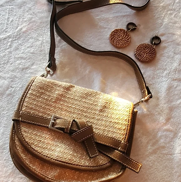 Handbag - Picture 6 of 9